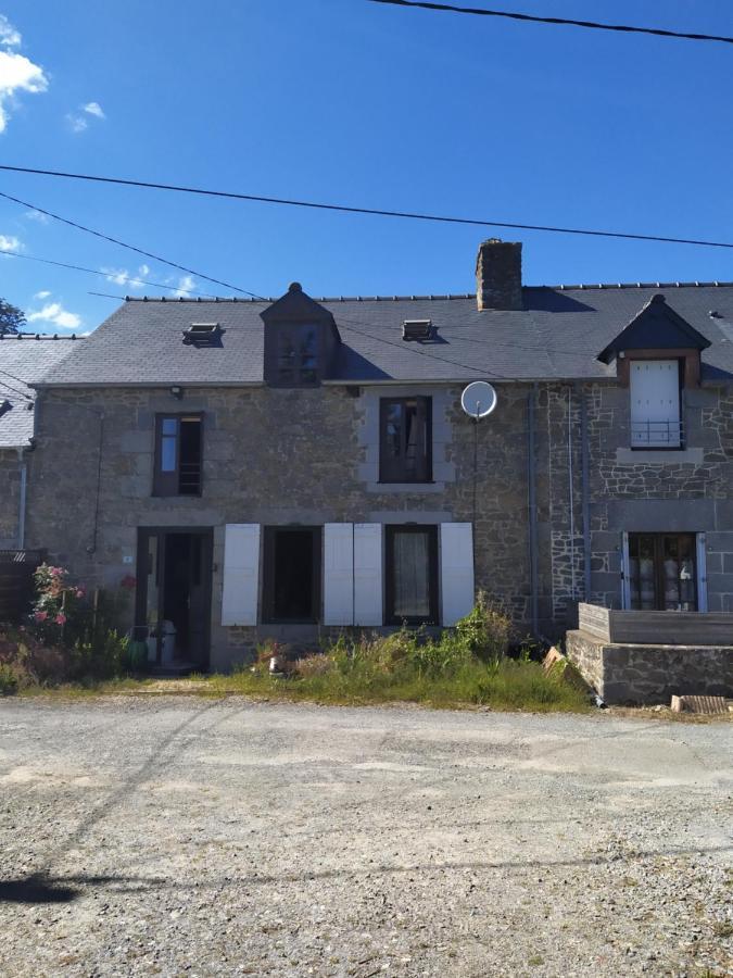 Maison En Granit Bleue Lanhelin Esterno foto