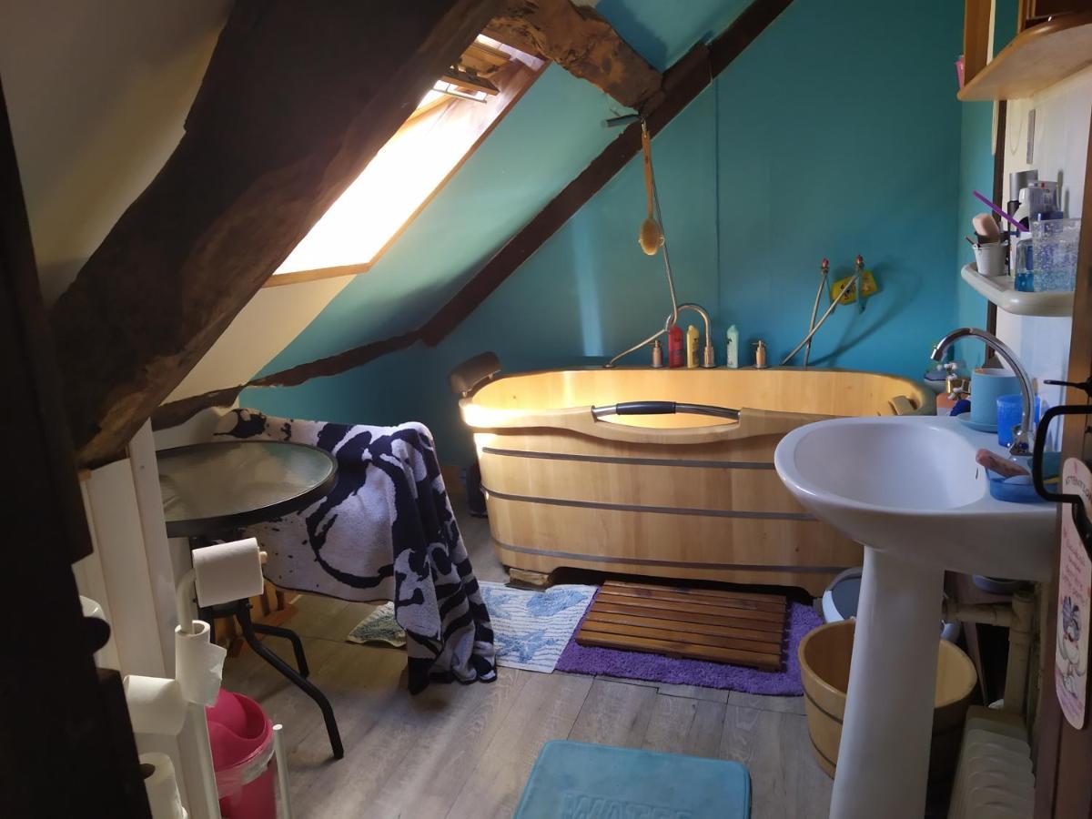 Maison En Granit Bleue Lanhelin Esterno foto